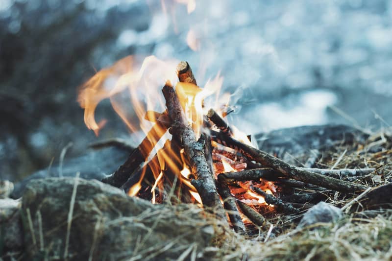 Feuer beim Survival Wochenende in Baden-Württemberg
